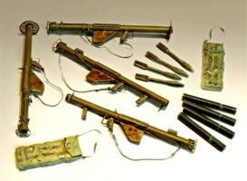 Diorama Zubehr, U.S. Bazooka M1/ M1A mit Munition, 1:35