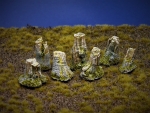 Set 2, Baumstmme, Stumpen, Wurzeln, coloriert und bemoost, 1:35
