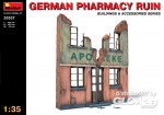 Deutsche Apothekenruine in 1:35